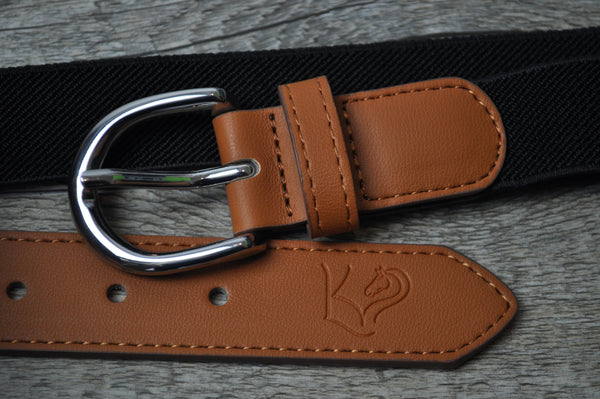 Close up of black and tan ezy fit belt with lucky kids equine logo detail