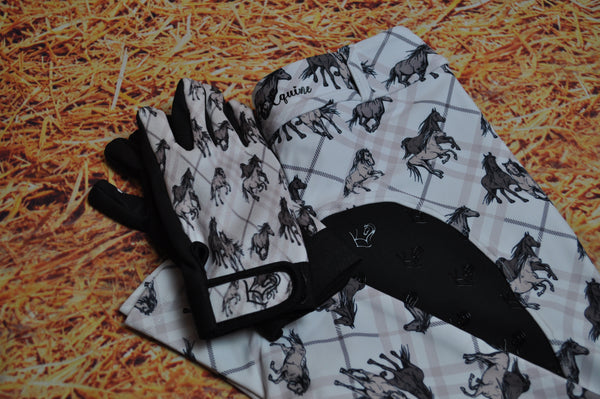 Riding gloves with checkered pattern and horses and matching jotties