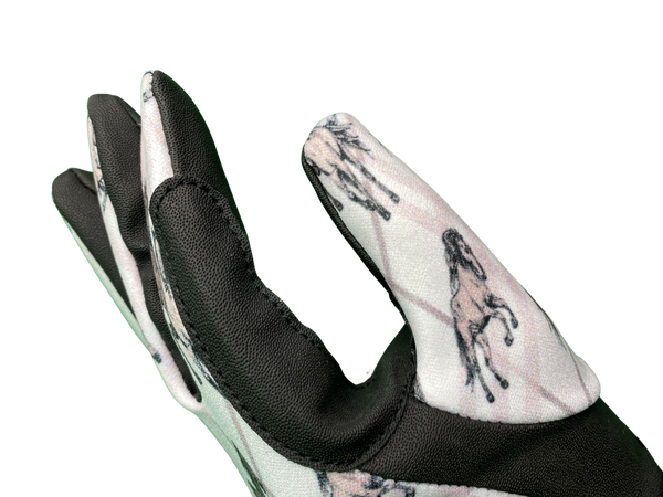 Riding gloves with checkered pattern and horses thumb and forefinger grip